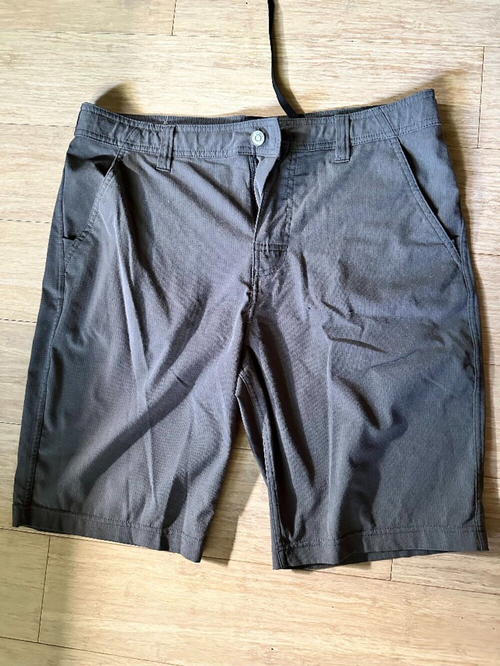 Prana Hybridizer Short 33x10" in Grey